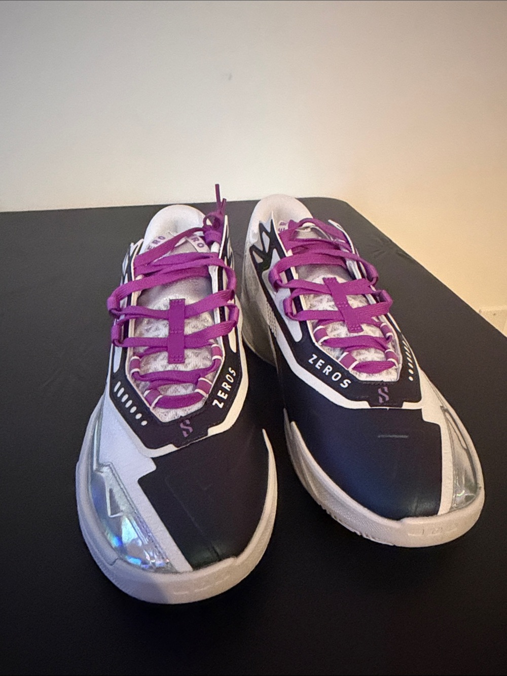 Puma's "Scoot Zeros Feather Gray-Wild Berry size 11.5